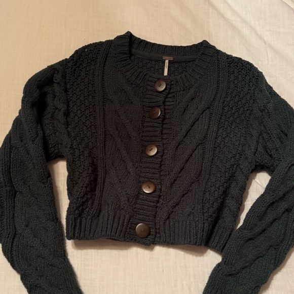Free People Cable Knit Green Button Cardigan - Never Worn - Picture 3 of 4